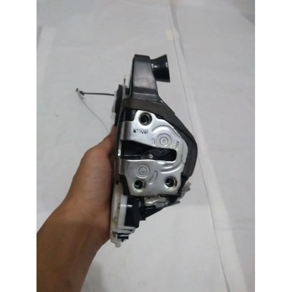 Fechadura Elétrica Porta Dianteira Direita Honda Hrv 2015