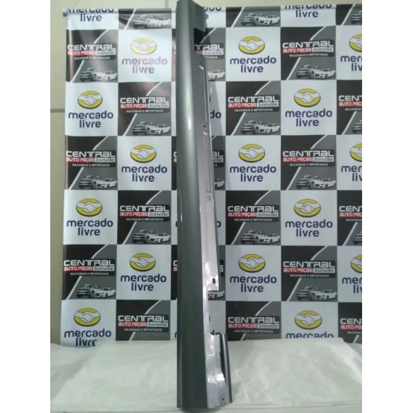 Spoiler Lateral Direito Mercedes Cla 200 2018  Cinza