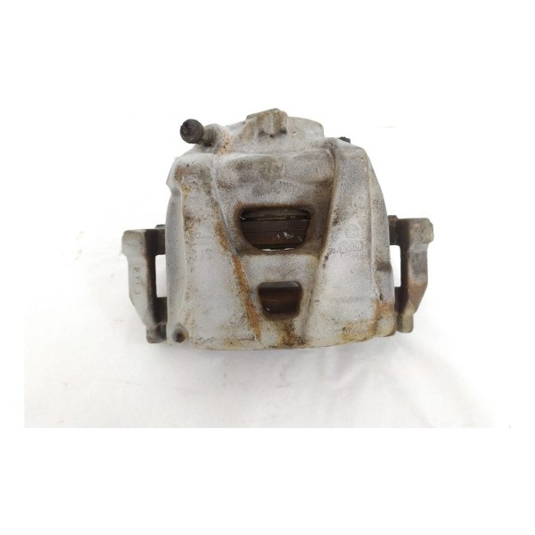 Pinça Freio Dianteiro Direito Audi Q3 2013